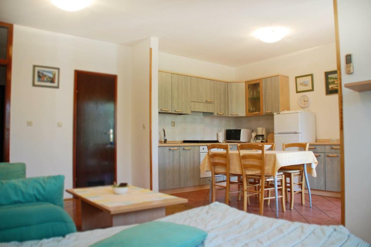 Apartment Branko With Free Parking Ičići المظهر الخارجي الصورة